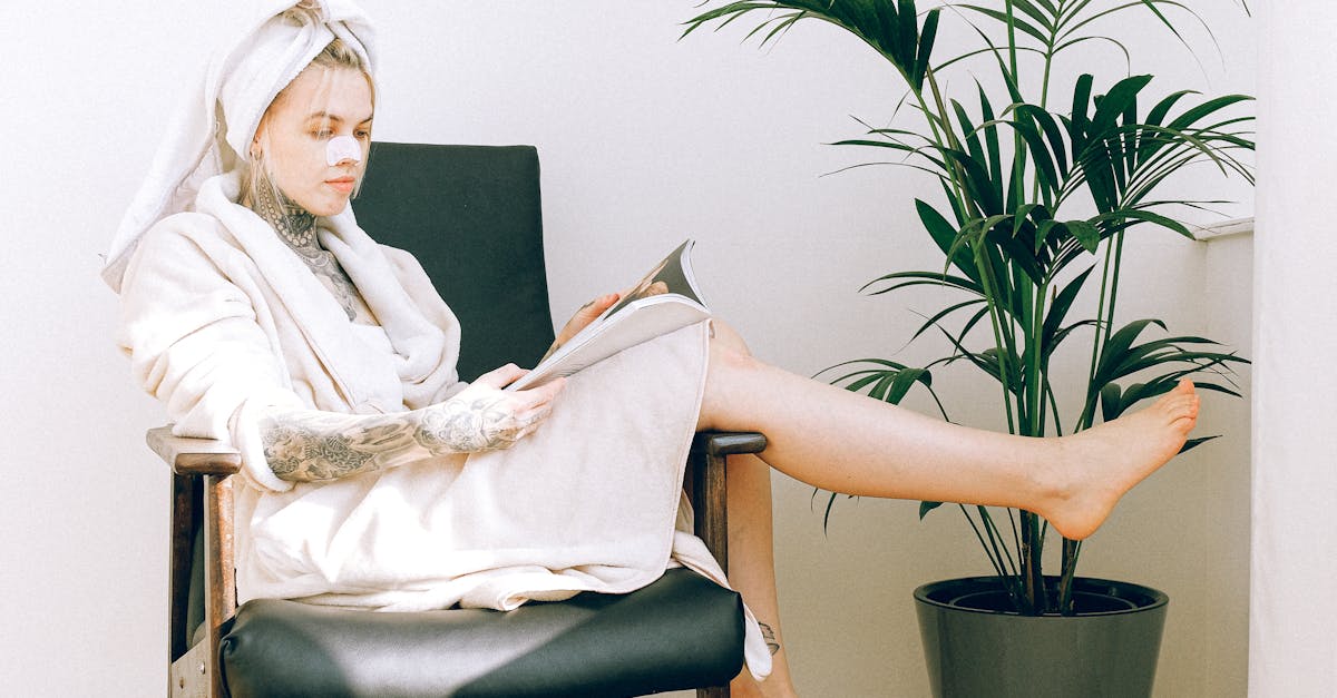 How to Soothe Your Skin Following Microdermabrasion